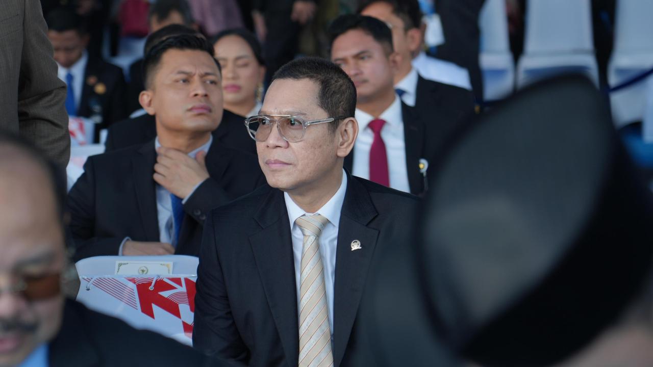 Adies Kadir dan Uya Kuya Aktif Lagi Setelah Putusan Paripurna DPR