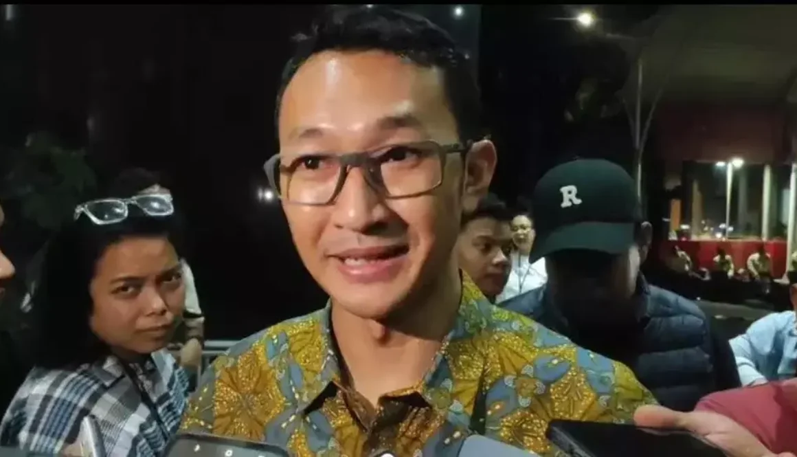 KPK Amankan 13 Orang Saat OTT Bupati Ponorogo Sugiri Sancoko