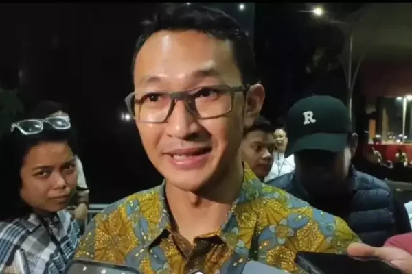 KPK Amankan 13 Orang Saat OTT Bupati Ponorogo Sugiri Sancoko