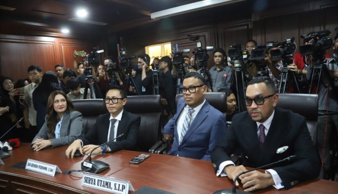 Sahroni, Eko, Nafa Urbach hingga Uya Kuya Bakal Kembali Duduk di Kursi DPR